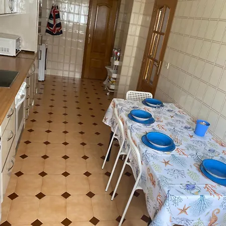 Grande Y Luminoso Apartment